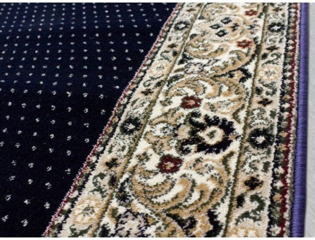 Traversa bleumarin inchis cu model clasic si margini decorative elegante