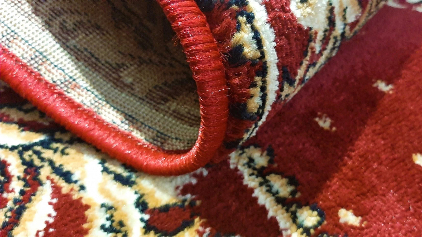 Textura covor bisericesc grena cu finisaj de calitate