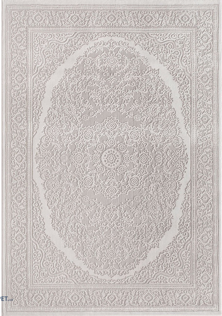 Covor clasic crem cu model ornamental si medalion central, design elegant pentru living sau dormitor