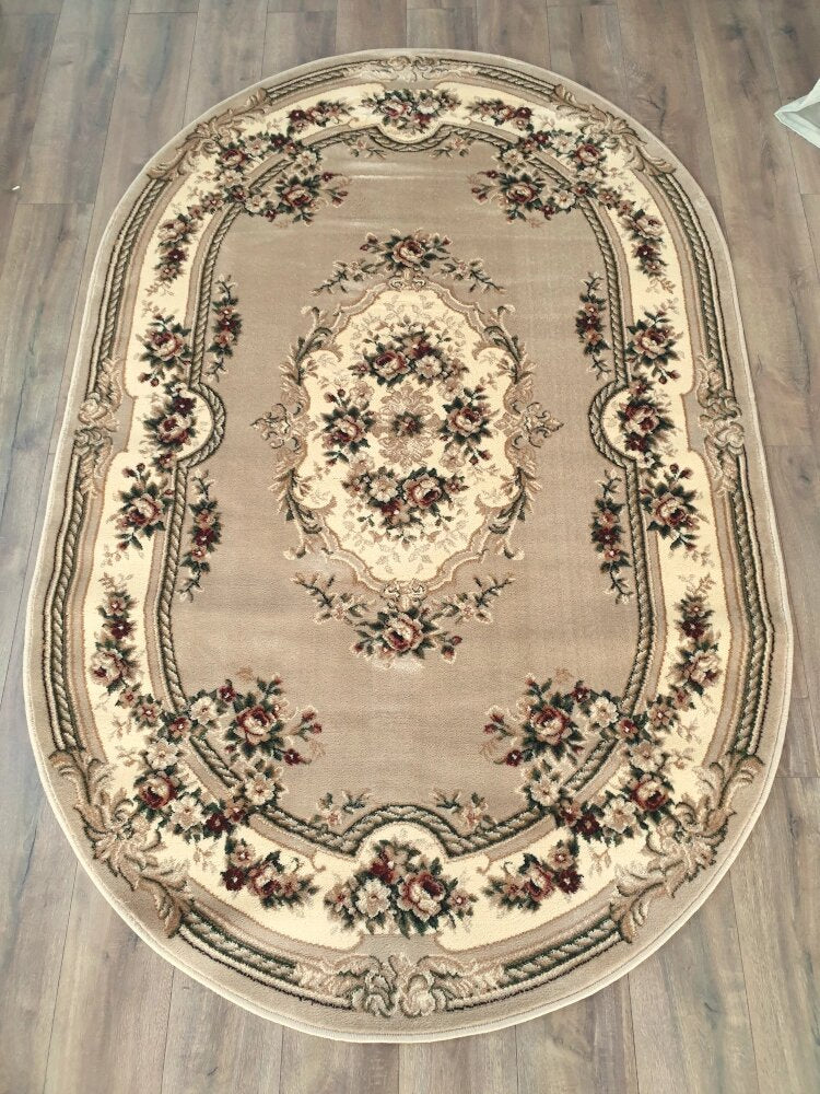 Covor clasic floral oval bej cu motive florale elegante