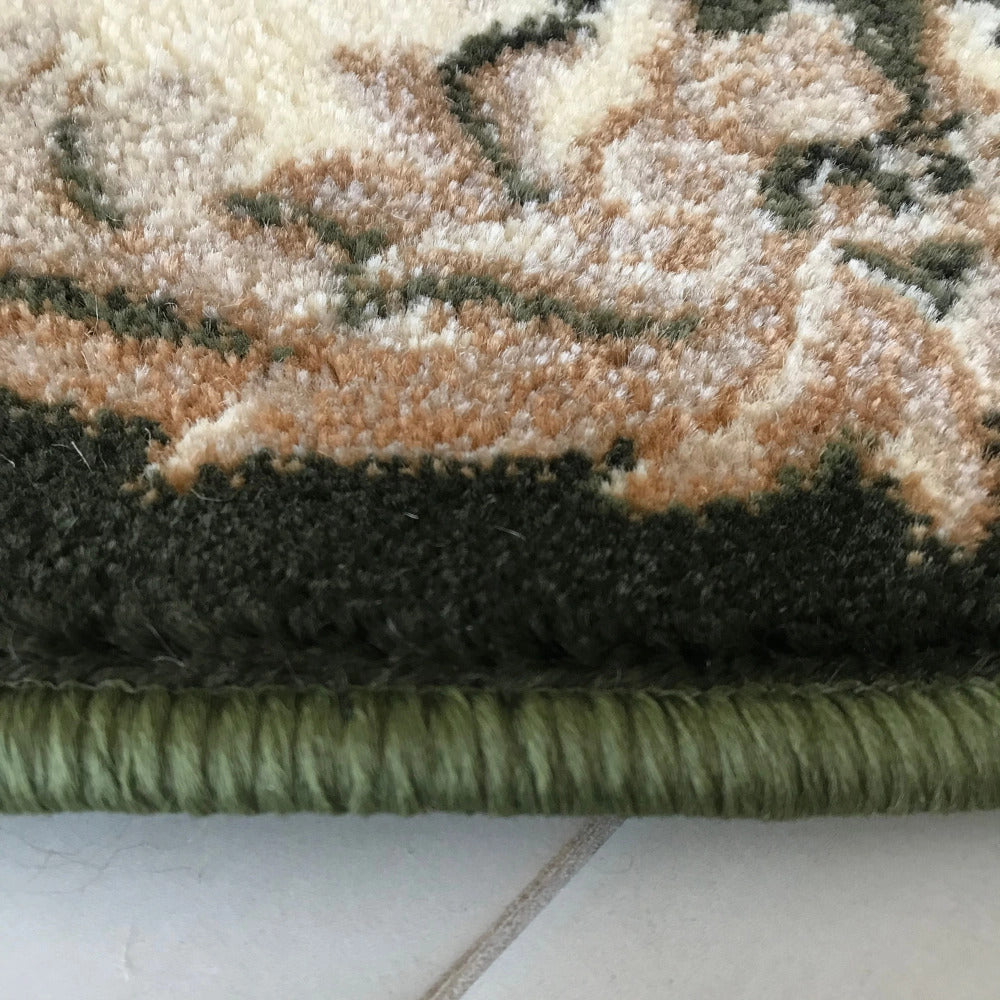 Margine covor clasic floral oval verde cu finisaj atent
