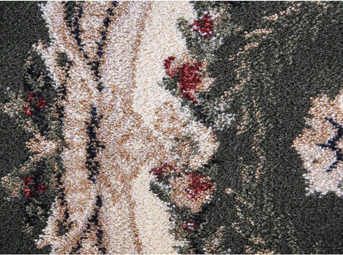 Grosime covor clasic floral verde, material confortabil si rezistent