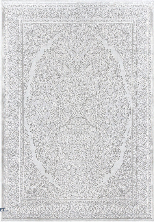 Covor clasic gri deschis cu model ornamental si medalion central, design elegant pentru living sau dormitor