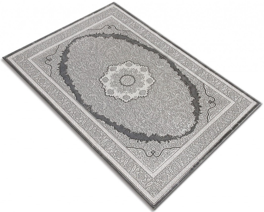 Covor clasic gri cu textura fina si model ornamental, aspect rafinat si premium