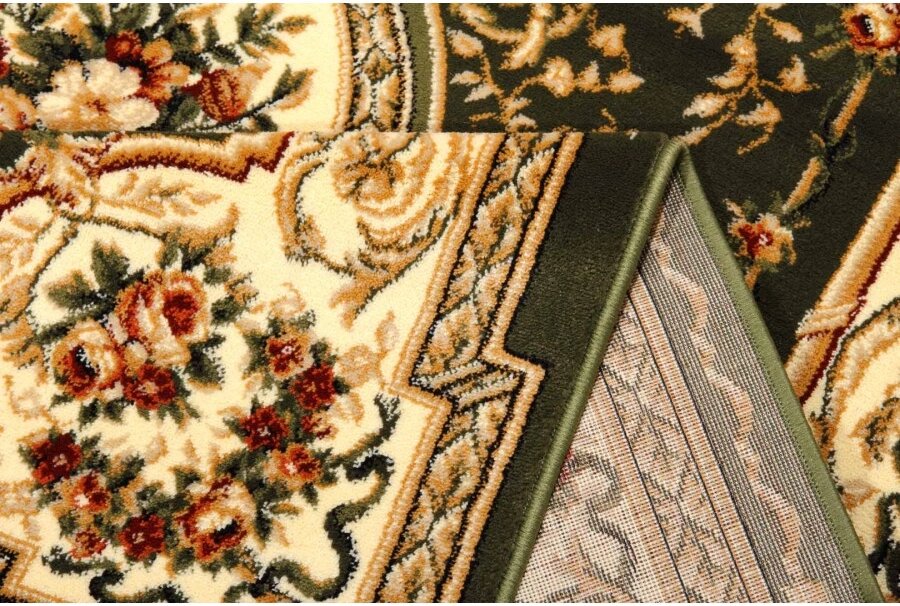 Colt covor clasic oval floral verde cu finisaj atent si margini bine lucrate