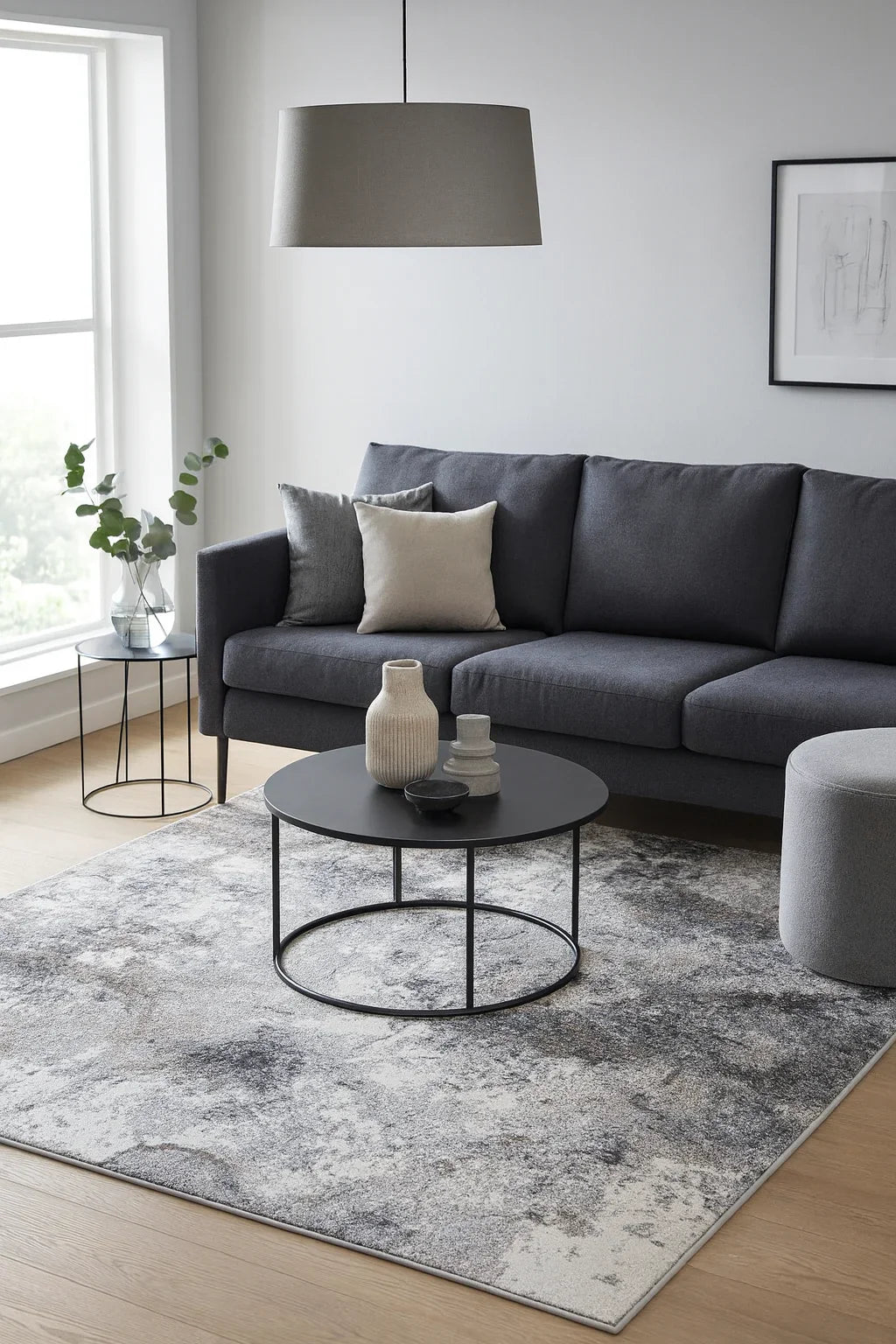Covor modern gri pentru living cu accente maro si bej