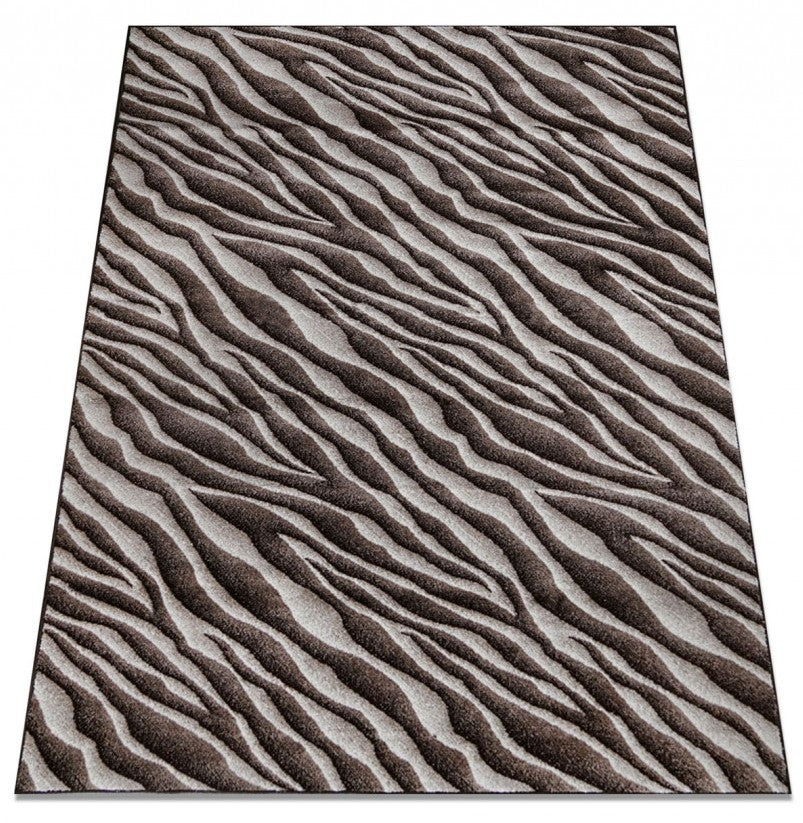 Covor modern maro bej cu design abstract si valuri potrivit pentru decor interior modern