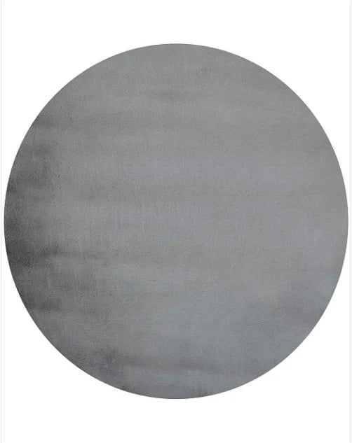 Covor rotund gri tip blanita, stil modern minimalist, ideal pentru decor elegant si spatii luminoase