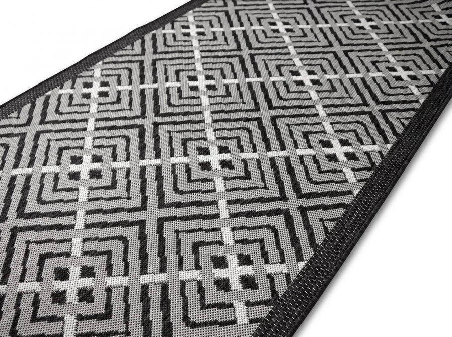 Covor traversa gri elegant pentru bucatarie, finisaj festonat si model geometric distinct