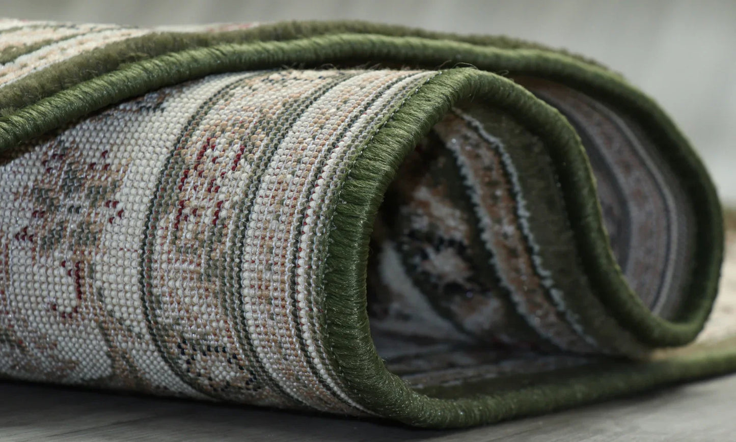Detaliu material covor clasic floral verde