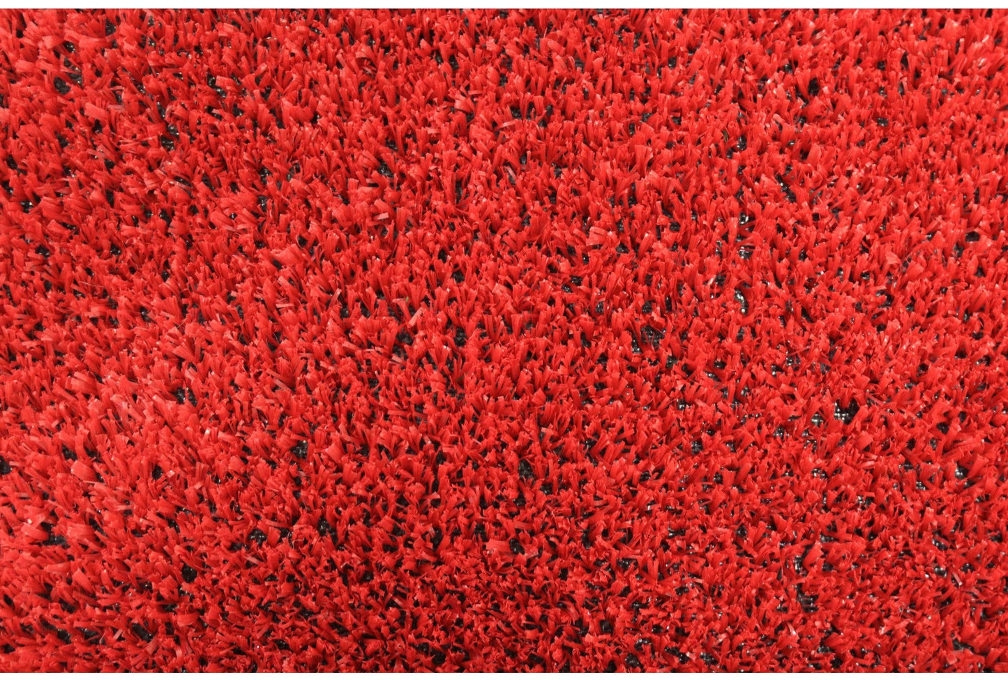 profil lateral gazon artificial rosu cu fibre moi decor exterior