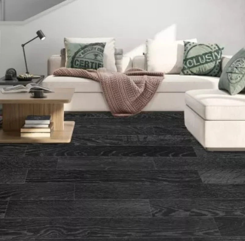 Linoleum negru pentru living, efect lemn elegant, pardoseala moderna si rezistenta