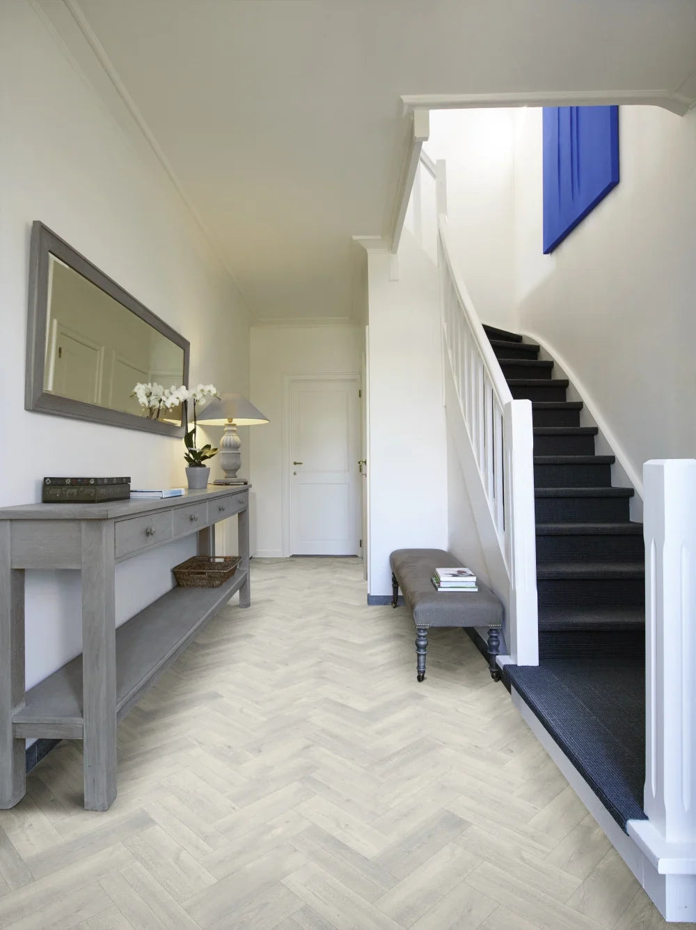 Linoleum PVC crem pentru hol si scari, model herringbone modern si rezistent