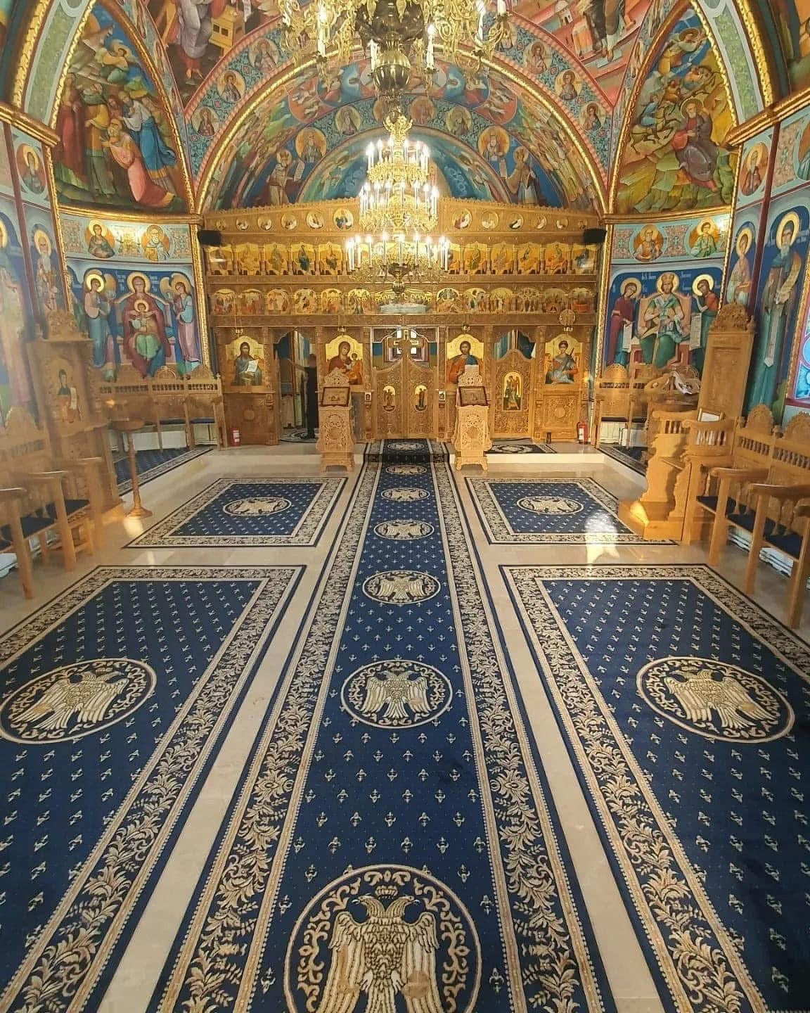 Traversa bleumarin pentru biserica model clasic religios